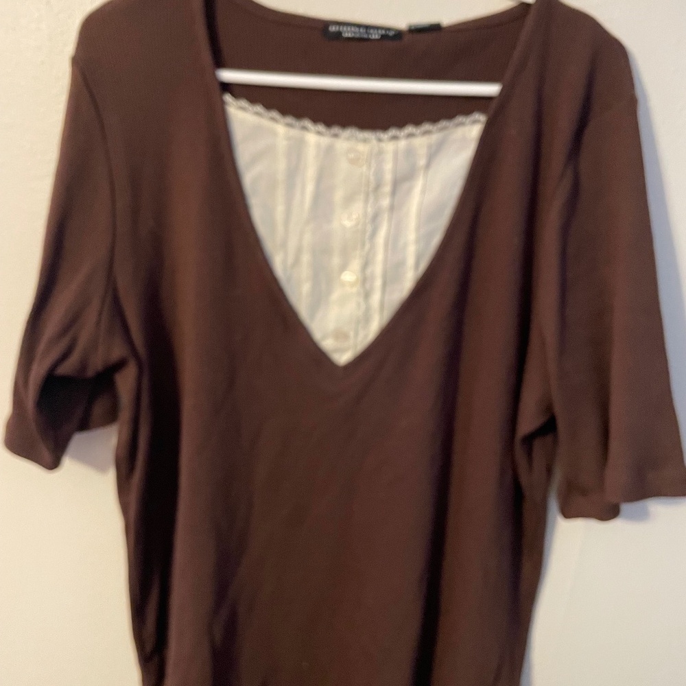 2x short sleeved rib knit top